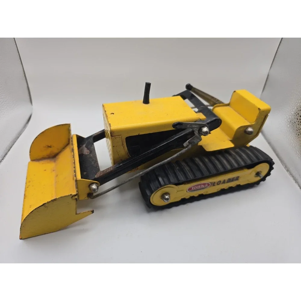 Vintage TONKA Pressed Steel Yellow Front End Loader Tractor / Bulldozer